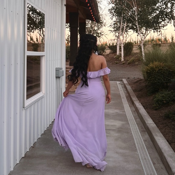 Meet your Posher, Elora - Picture 1 of 1